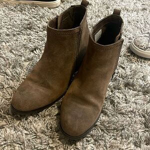 Size 10 brown booties